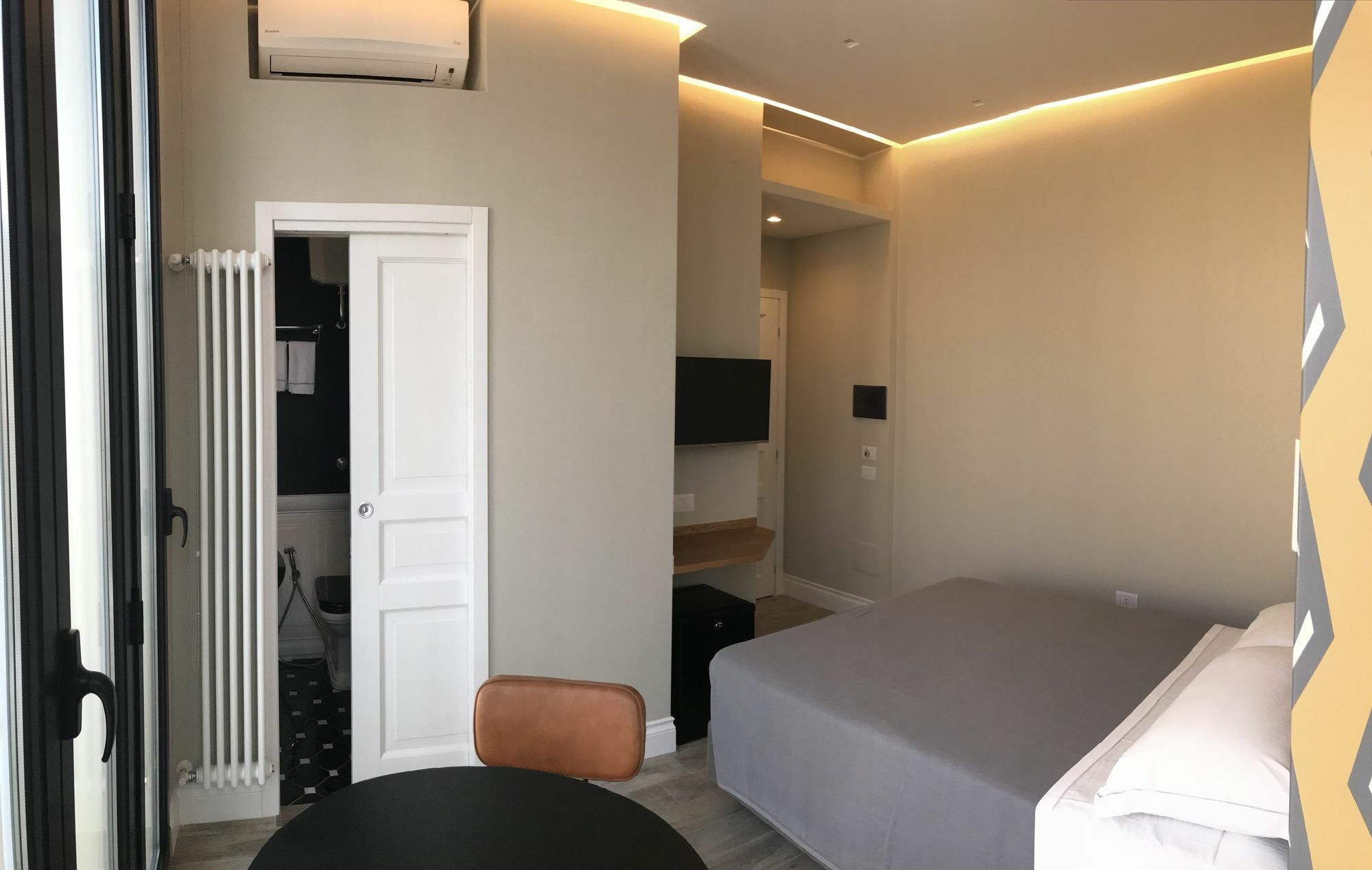 Ambra Noblesse 3* Naples